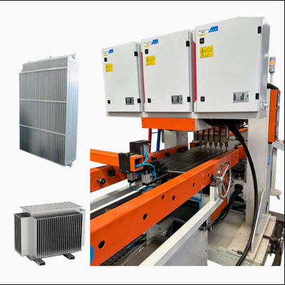 Transformator Radiator Fin Produktionslinie PLC Steuerung Stahlplatte Radiator Produktionslinie Hochautomatisierung mit Servomotoren Mehrköpfige Gantry-Spot-Schweißen