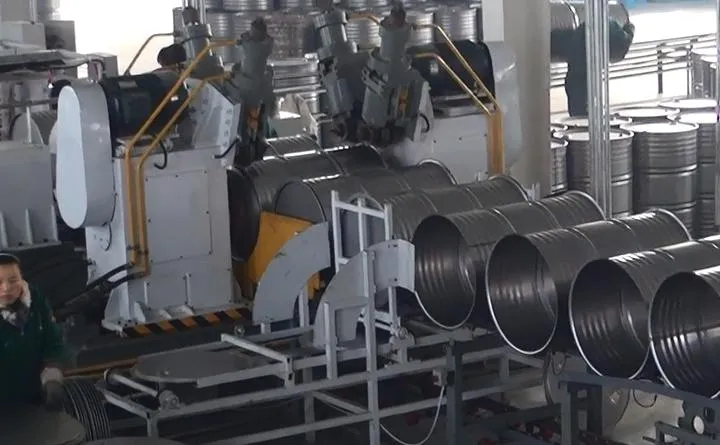 Schweißmaschine für Stahltrommeln 2