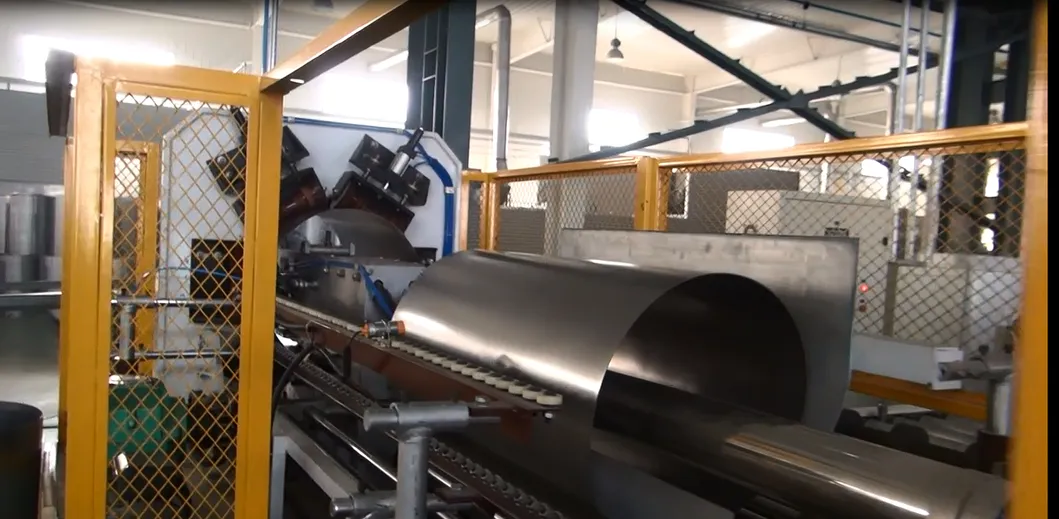 Schweißmaschine für Stahltrommeln 4