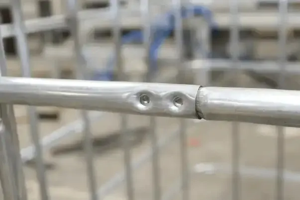 1000-Liter-IBC-Tank-Rohrkäfig-Drahtschweißmaschine Edelstahl-Schweißgeräte 3